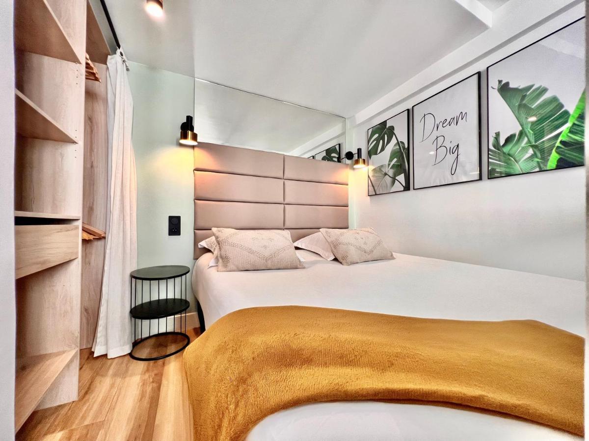 DUPLEX LE GESÙ - HEART OF OLD TOWN - MODERN - WiFi - CLIM Appartamento Nizza Esterno foto